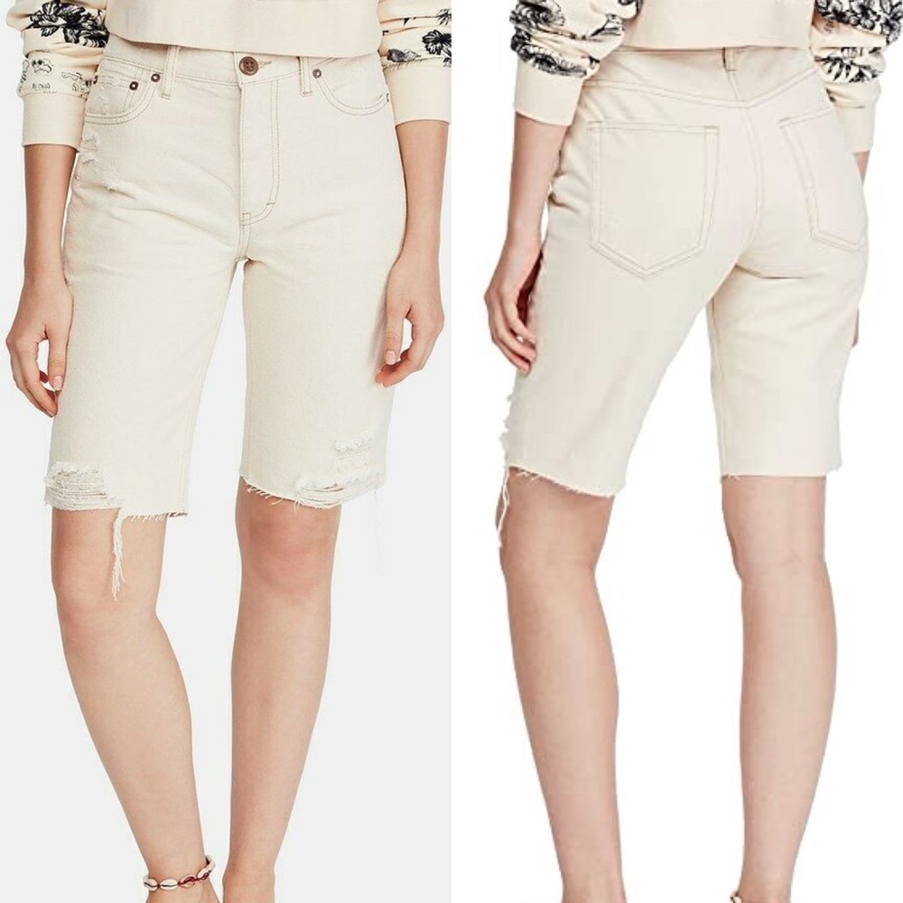 FREE PEOPLE CAROLINE DENIM DISTRESSED SHORT SIZE 26